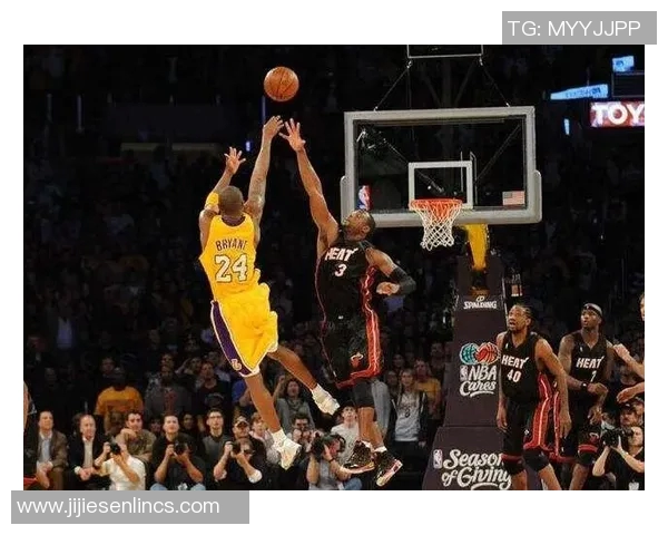 科比与小姐姐的篮球对决谁能赢得最终的荣耀与尊重