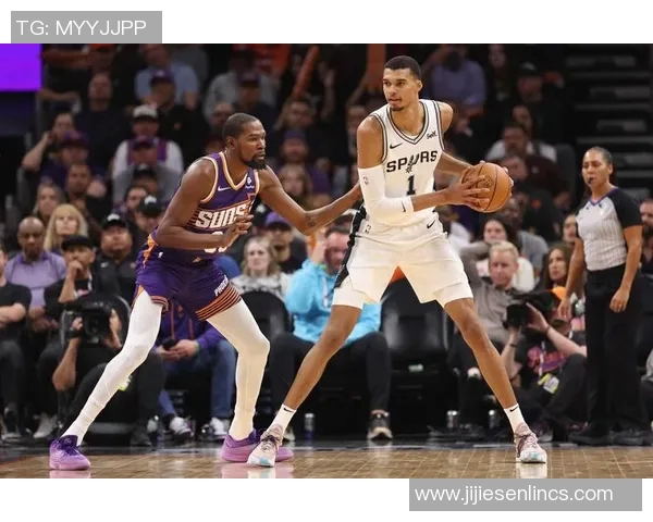 文班亚马新秀赛季表现惊艳场均数据领先全联盟引发热议