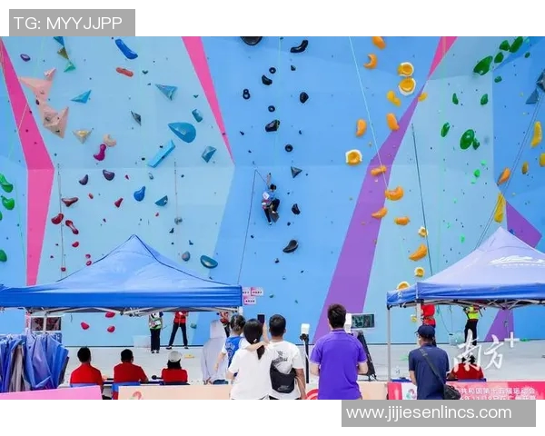 成都攀岩队在比赛中的整体表现分析与得失总结